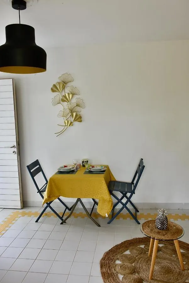 Joli Manga Soley Apartment Saint-Francois