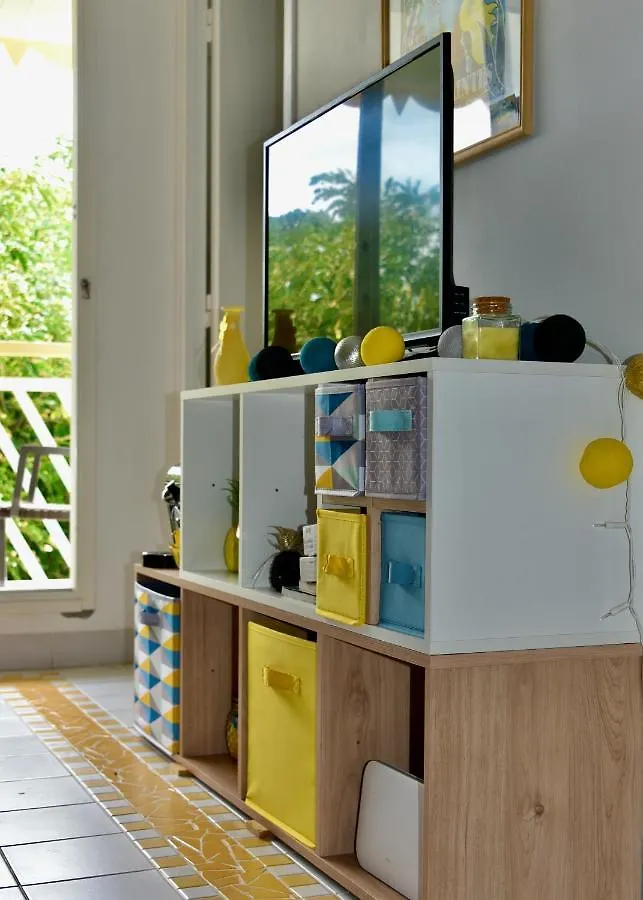 Joli Manga Soley Apartment Saint-Francois